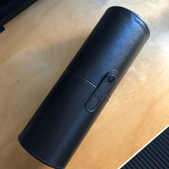 Makeup Brush Cylinder Travel Case - Picture 8 of 8